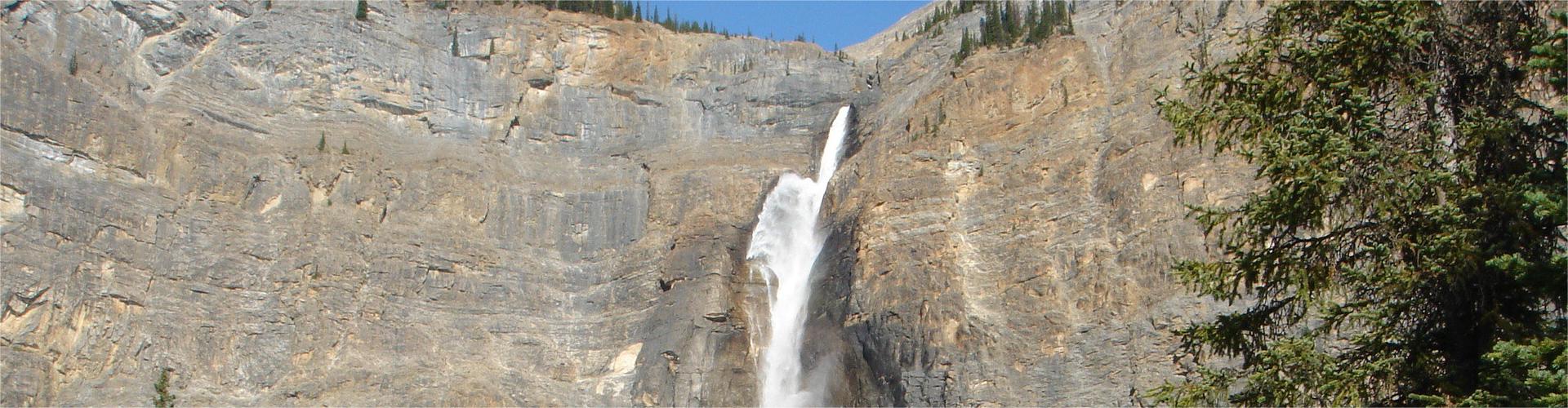 Panoramic photo of Takakaw Falls, Alberta